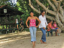 cartagena-women-boat-1104-49